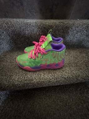 Puma LaMelo Ball MB.01 Inverse Toxic Basketball Shoes